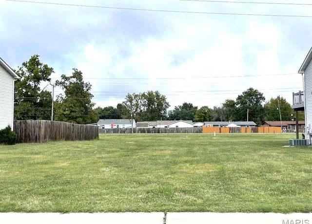 Property at 2165 Hunters Point Dr, Granite City, IL 62040