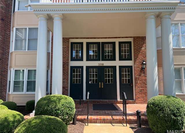 Property at 208 Ambridge Ct #302, Chesterfield, MO 63017, 2 beds, 2 baths
