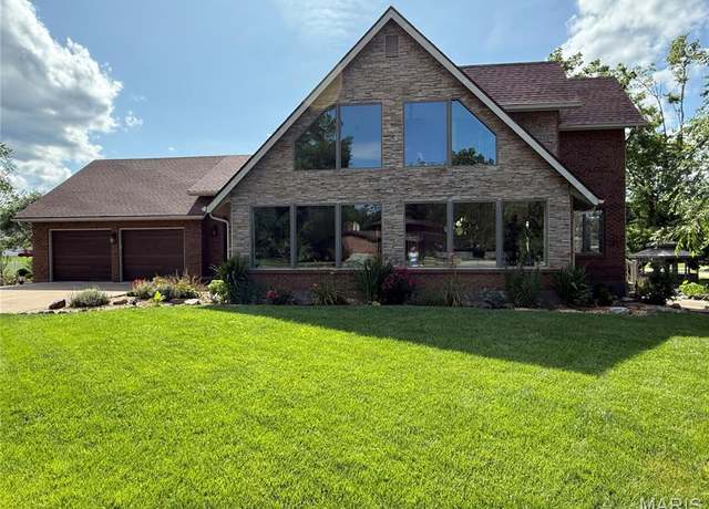 Property at 717 Ozark Dr, Farmington, MO 63640, 3 beds, 3.5 baths