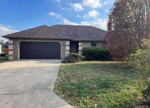 Property at 950 E Lily Dr, Ozark, MO 65721, 3 beds, 2 baths