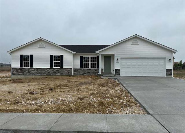 Property at 41 Mills Trl, Moscow Mills, MO 63362, 3 beds, 2 baths