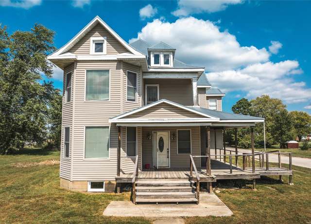 Property at 400 W Kansas City St, Bland, MO 65014, 3 beds, 2 baths