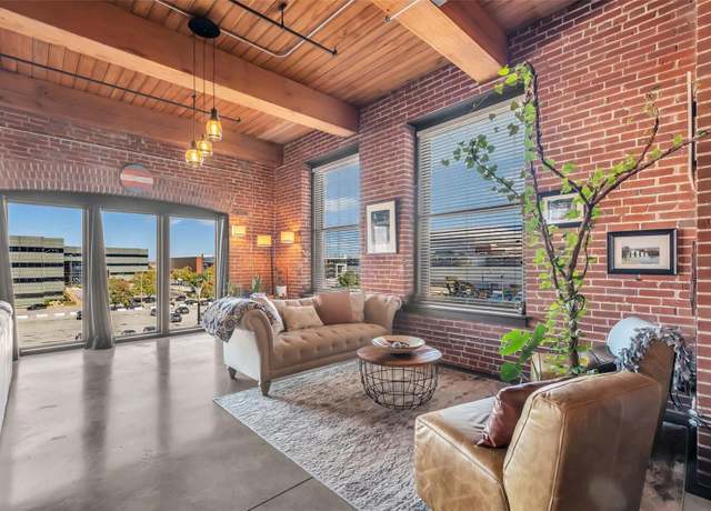 Property at 1015 Washington Ave #307, St Louis, MO 63101, 1 bed, 1.5 baths