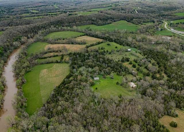 Property at 8619 Highway E, Bonne Terre, MO 63628, 3 beds, 2 baths