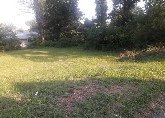 Property at 1018 Trampe Ave, St Louis, MO 63138