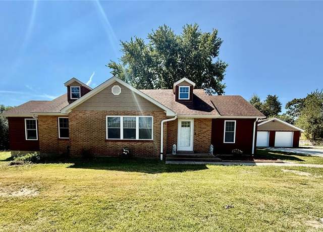 Property at 1718 Highway N, Pacific, MO 63069, 4 beds, 3.5 baths