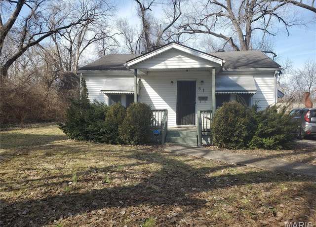 Property at 51 Jarvis Pl, Cahokia, IL 62207, 2 beds, 2 baths
