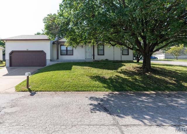 Property at 1409 Castle Mill Dr, Arnold, MO 63010, 3 beds, 2 baths