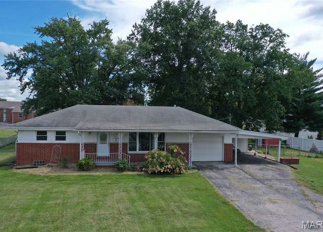 Property at 100 Marie St, Bethalto, IL 62010, 3 beds, 2 baths