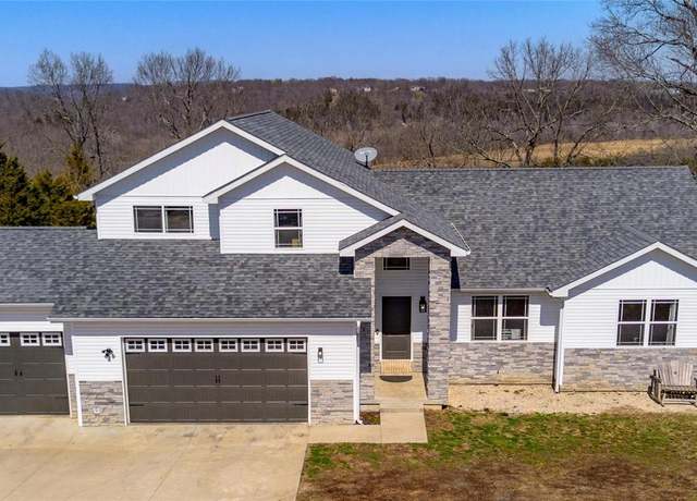 Property at 22015 Royce Ln, Waynesville, MO 65583, 6 beds, 5 baths