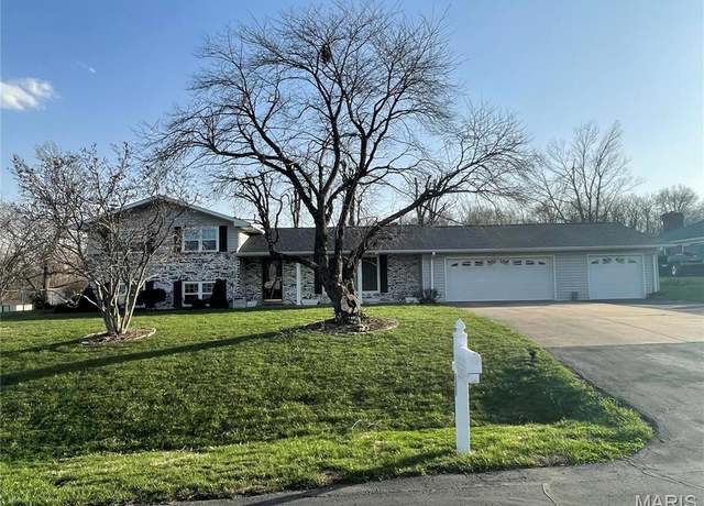 Property at 185 David Dr, Jackson, MO 63755, 4 beds, 2 baths