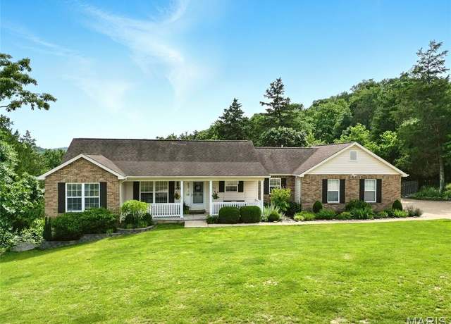 Property at 6708 Autumn Woods Dr, Byrnes Mill, MO 63051, 5 beds, 3.5 baths