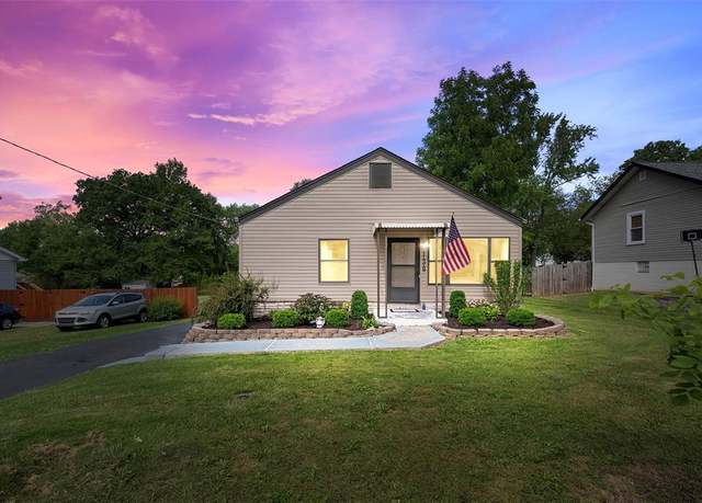 Property at 139 Lansing Ave, Maryland Heights, MO 63043, 3 beds, 2 baths
