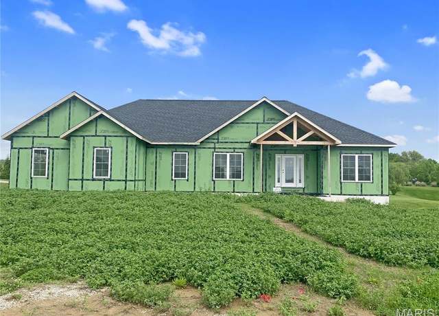 Property at 1374 Walnut Ridge Dr, Columbia, IL 62236, 3 beds, 2.5 baths