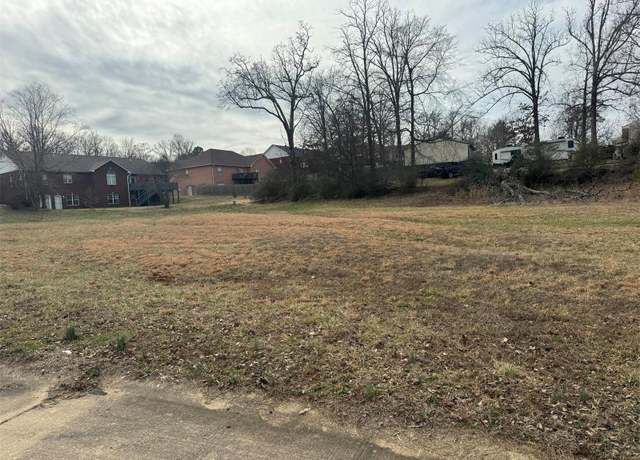 Property at 19 Karmen Ln, Poplar Bluff, MO 63901