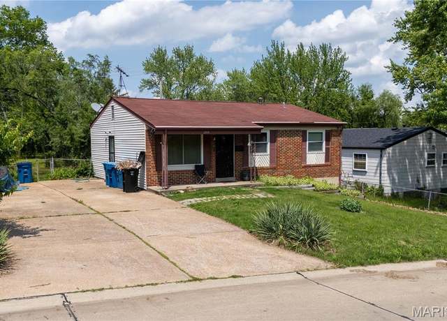 Property at 2515 Countess Dr, Saint Louis, MO 63136, 3 beds, 2 baths
