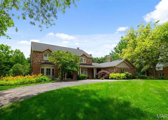 Property at 12020 Carberry Pl, Town And Country, MO 63131, 5 beds, 4.5 baths
