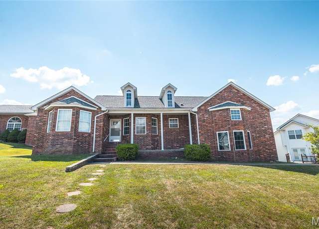 Property at 103 Hillcrest Ct, St Robert, MO 65584, 4 beds, 2.5 baths