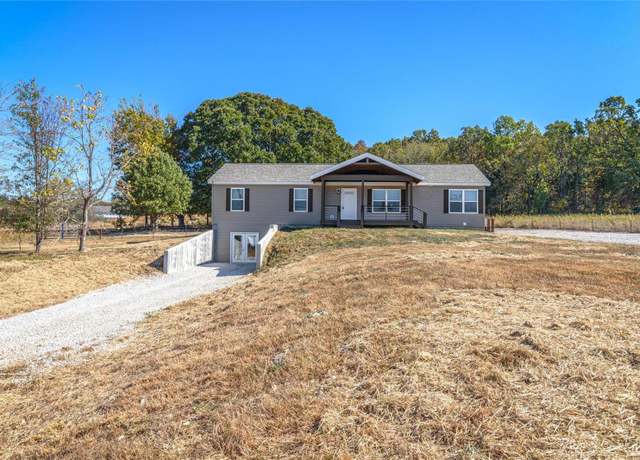 Property at 16266 Brunswick Rd, Crocker, MO 65452, 4 beds, 3 baths