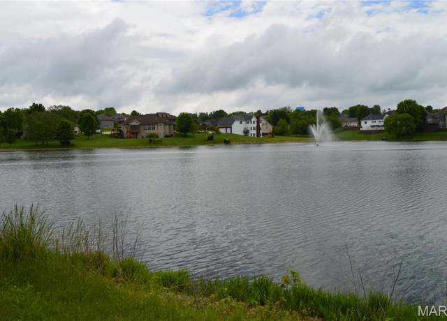 Property at 3000 Deutsch Crest Dr, Washington, MO 63090