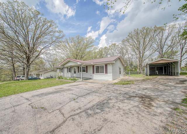 Property at 16945 Lakewood Dr, Newburg, MO 65550, 3 beds, 2 baths