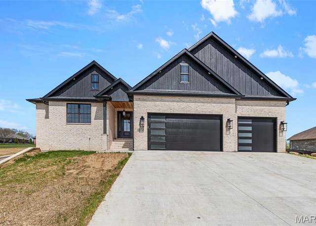 Property at 1614 Warren Lake Dr, Jackson, MO 63755, 5 beds, 3 baths