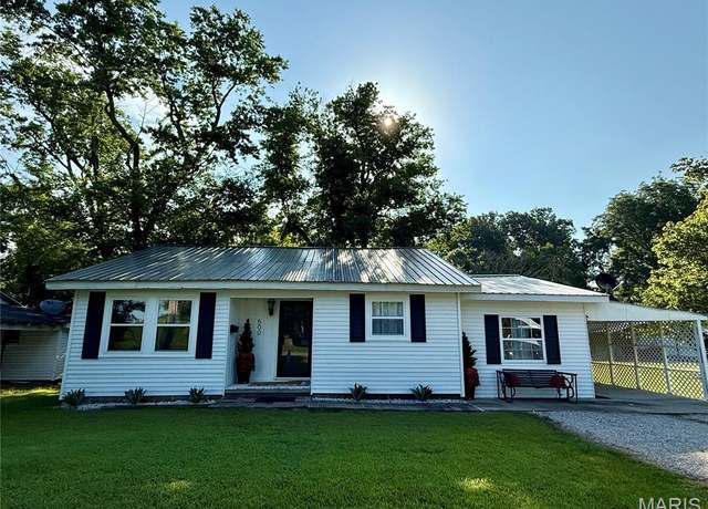 Property at 500 Frisco Rd, Campbell, MO 63933, 3 beds, 1 bath