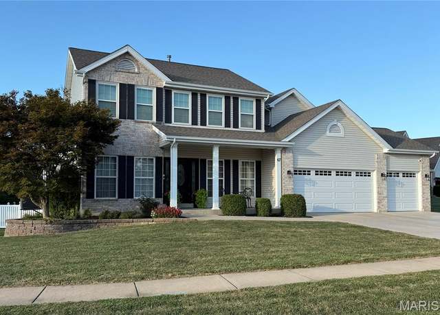 Property at 67 Red Stone Ct, O'fallon, MO 63368, 4 beds, 3.5 baths