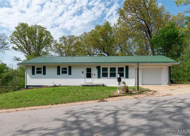 Property at 21695 Sable Rd, Waynesville, MO 65583, 4 beds, 2.5 baths