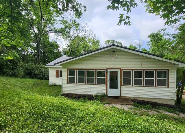 Property at 115 Ripley 142e-2a, Doniphan, MO 63935, 3 beds, 2 baths