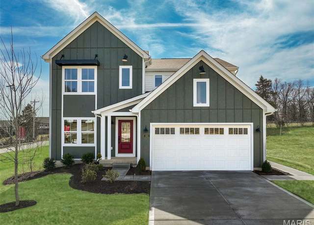 Property at 102 Bell Blvd, Wentzville, MO 63385, 4 beds, 2.5 baths