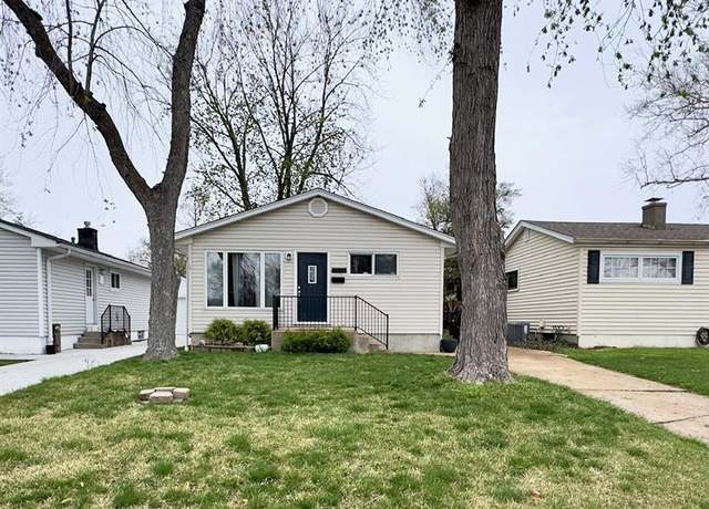 Property at 7123 Sutherland Ave, St Louis, MO 63109, 2 beds, 1.5 baths
