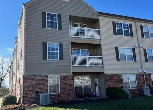 Property at 6124 Welsh Dr, Lake St Louis, MO 63367, 2 beds, 2 baths