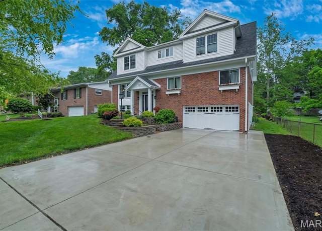 Property at 537 Villa Gardens Dr, St Louis, MO 63122, 6 beds, 5 baths