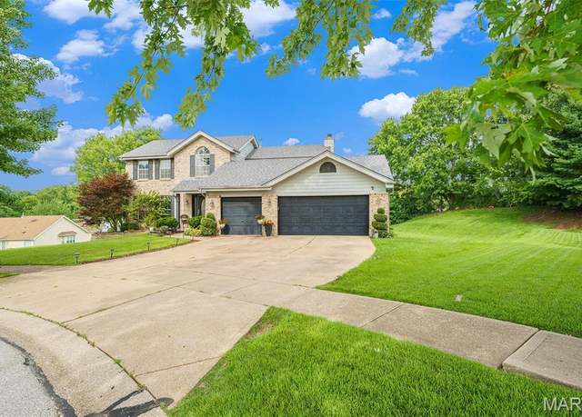 Property at 13538 Paddock Ridge Ct, Florissant, MO 63033, 5 beds, 3.5 baths