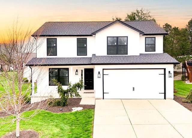 Property at 202 Silica Dr, Festus, MO 63028, 4 beds, 2.5 baths