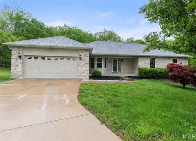 Property at 403 Lighthouse Ct, Villa Ridge, MO 63089, 3 beds, 2 baths