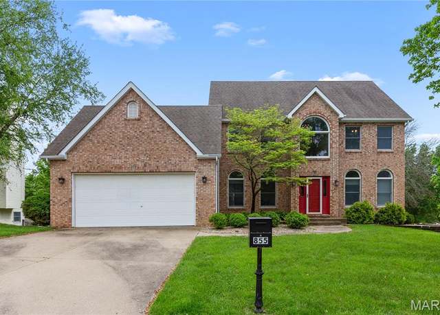 Property at 855 Marc Dr, Alton, IL 62002, 5 beds, 4 baths