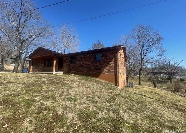 Property at 204 Tippett St, Marble Hill, MO 63764, 3 beds, 3 baths