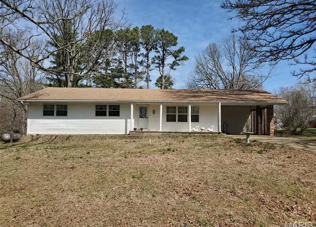 Property at 528 Dogwood Ln, Houston, MO 65483, 3 beds, 2 baths