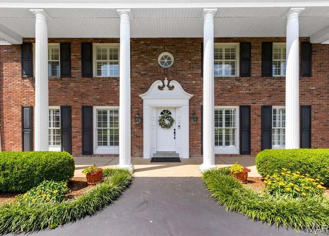 Property at 13065 Thornhill Dr, St Louis, MO 63131, 4 beds, 4 baths