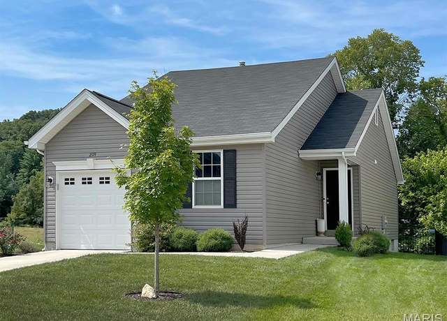 Property at 918 Black Bear Dr, House Springs, MO 63051, 2 beds, 1 bath