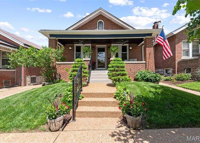 Property at 5433 Goethe Ave, St Louis, MO 63109, 2 beds, 2 baths