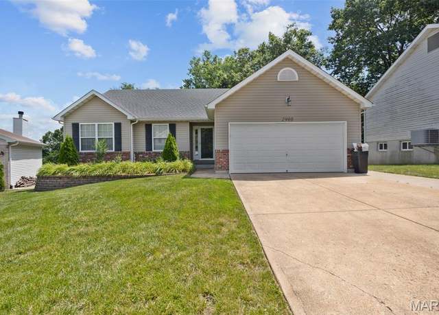 Property at 2908 Elderwood Cir, High Ridge, MO 63049, 4 beds, 3 baths