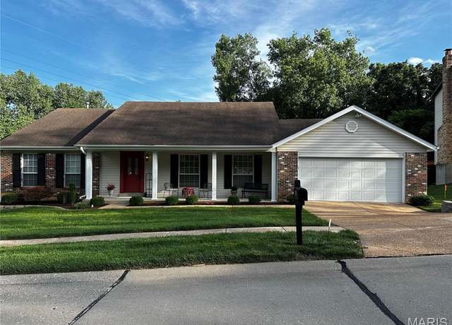 Property at 3610 Rustic Meadow Dr, Unincorporated, MO 63129, 6 beds, 3 baths