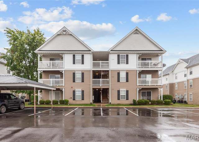 Property at 10200 Spring Creek Ln, O'fallon, MO 63368, 2 beds, 2 baths