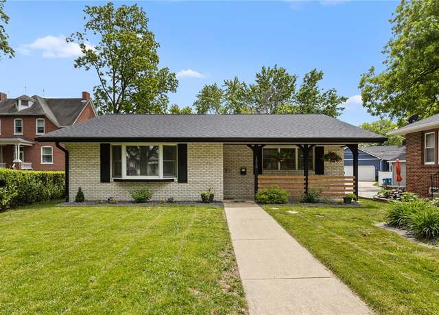 Property at 1510 Lindenthal Ave, Highland, IL 62249, 3 beds, 2 baths