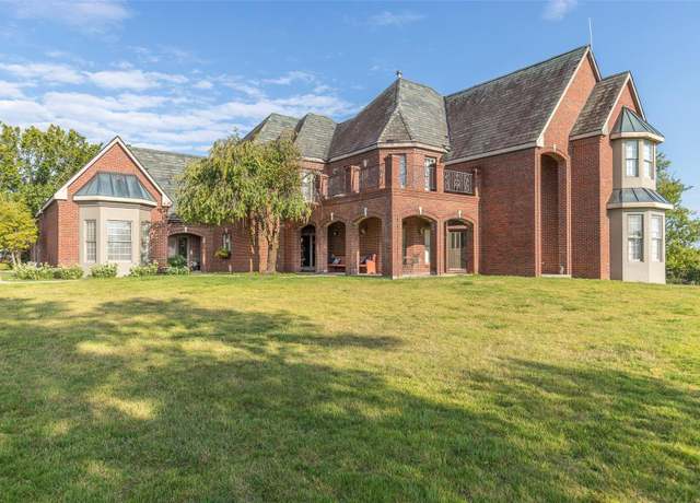 Property at 9600 David Dr, Poplar Bluff, MO 63901, 9 beds, 7 baths