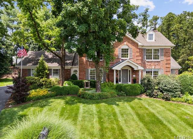 Property at 14 Cambridge Circle Ct, Ballwin, MO 63011, 4 beds, 3 baths