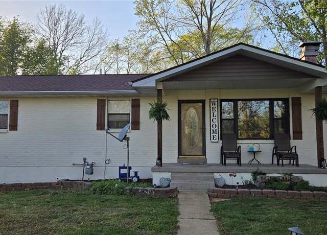 Property at 503 Market St, Potosi, MO 63664, 3 beds, 3 baths